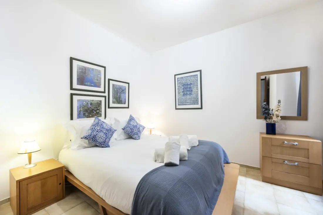 Ross Ross Apartman