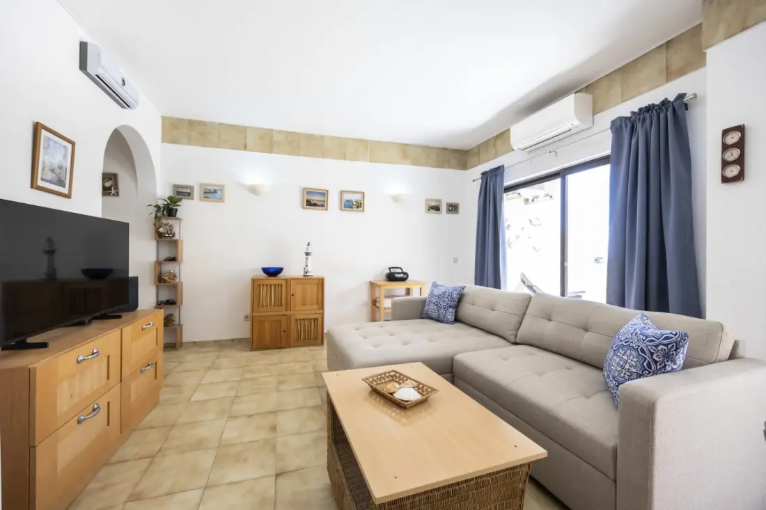 Ross Ross Apartman