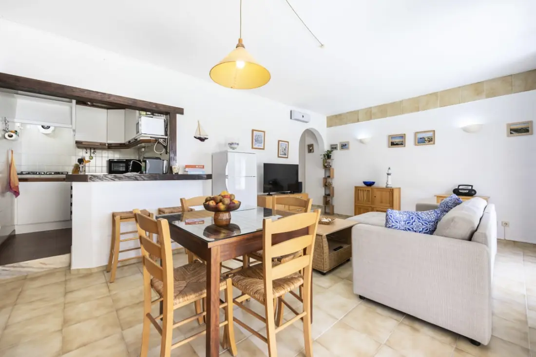 Ross Ross Apartman