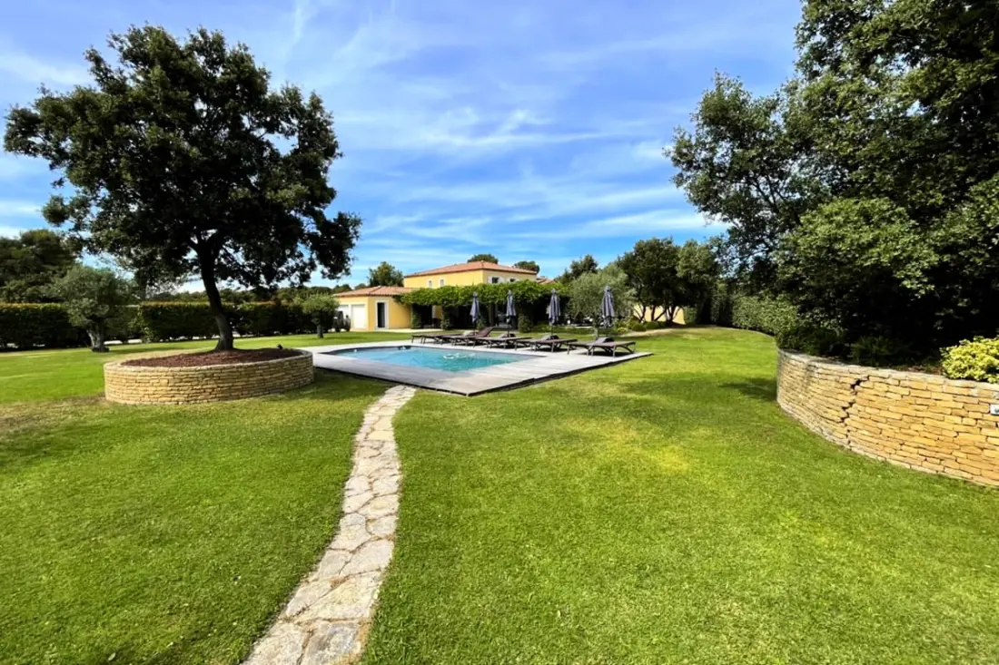 Villa Oasis, úszómedence Jacuzzi Hammam