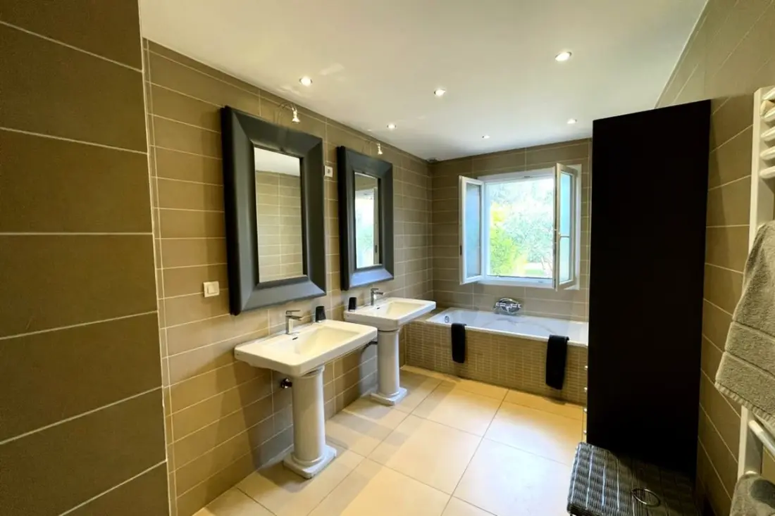 Villa Oasis, úszómedence Jacuzzi Hammam