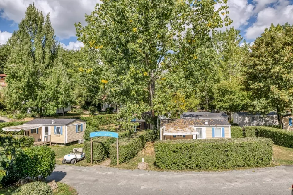 Camping Paradis l'Escapade4 Sterren★★★★