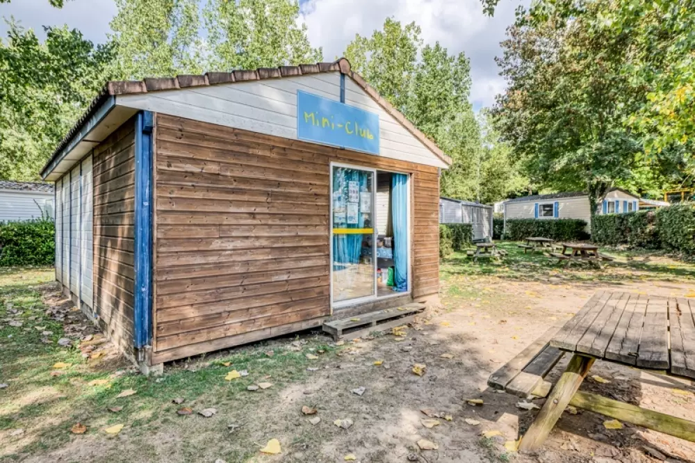 Camping Paradis l'Escapade4 Sterren★★★★