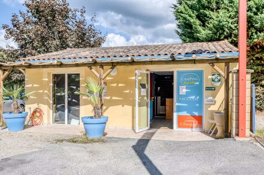 Camping Paradis l'Escapade4 Sterren★★★★