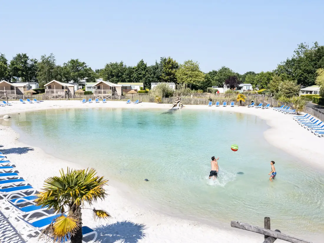 Camping Romanée L'Evasion 4 Sterren★★★★