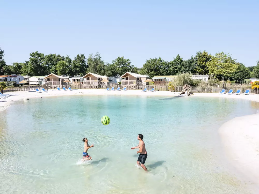 Camping Romanée L'Evasion 4 Stelle★★★★