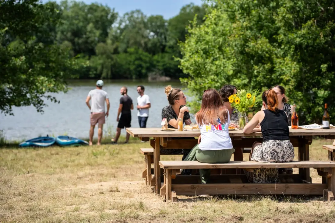 Villa Les Hauts Du Lac: 15 Pers, Úszómedence, Spa, Petanque & Lake
