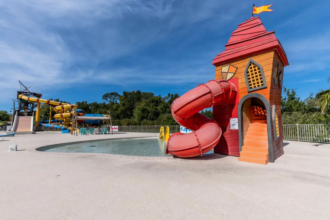 Capfun, 5 csillagos, 64 M2 medencével és terasszal