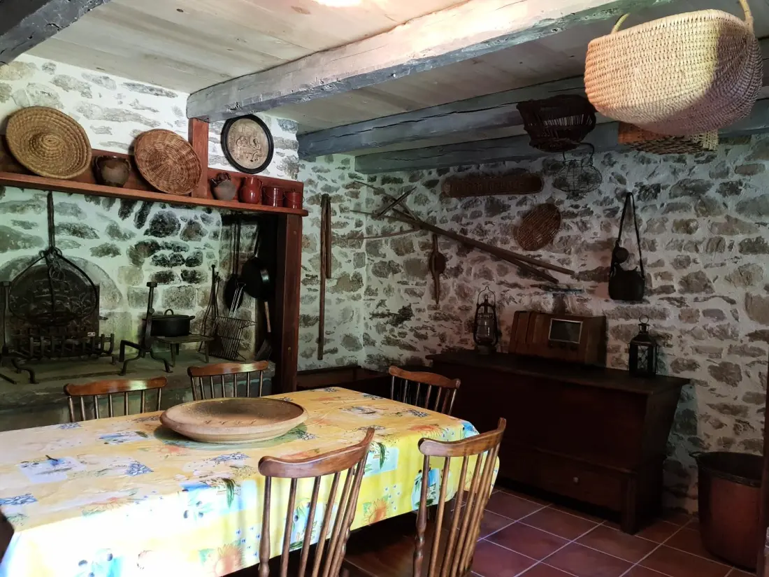Gîte de France in Latronche 2 oren