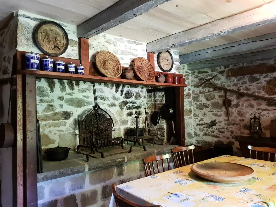 Gîte de France in Latronche 2 oren