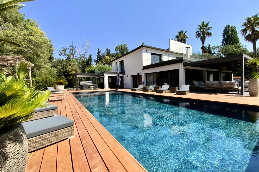 Le Jardin Des Cambrettes Residence - Villa, Pool & Tennis