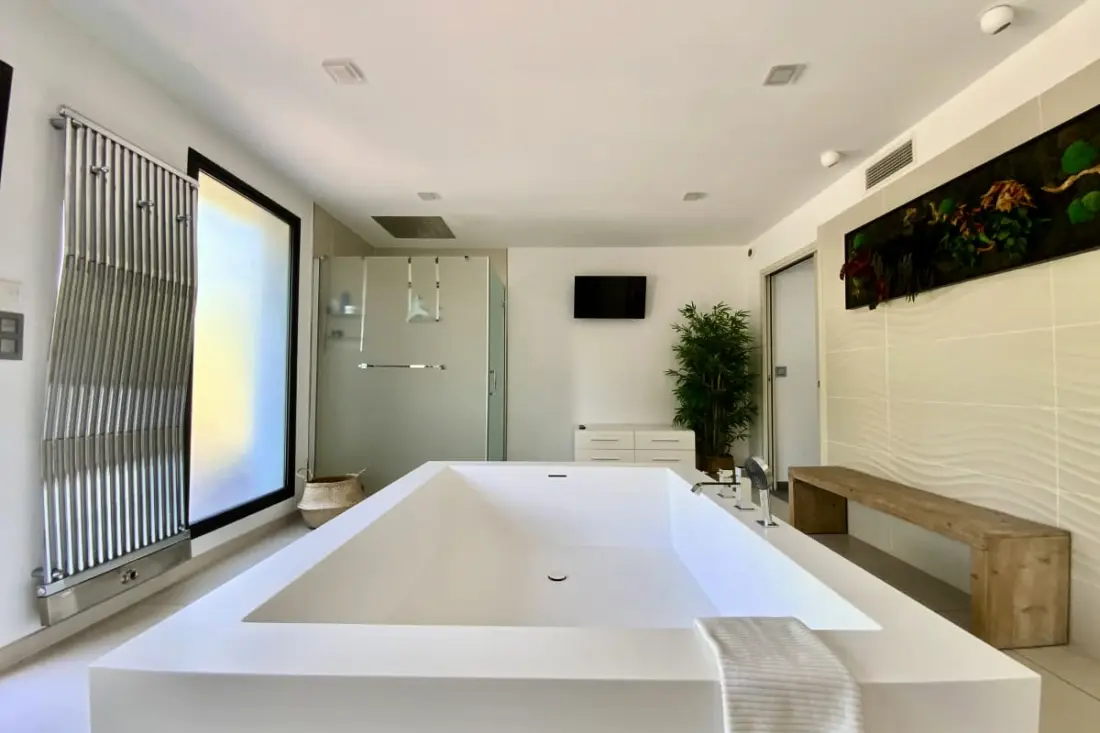 Le Jardin Des Cambrettes Residence - Villa, Pool & Tennis