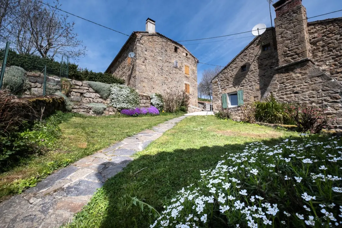 Gîte de France Gîtes de France in Tresbos 3 Ähren