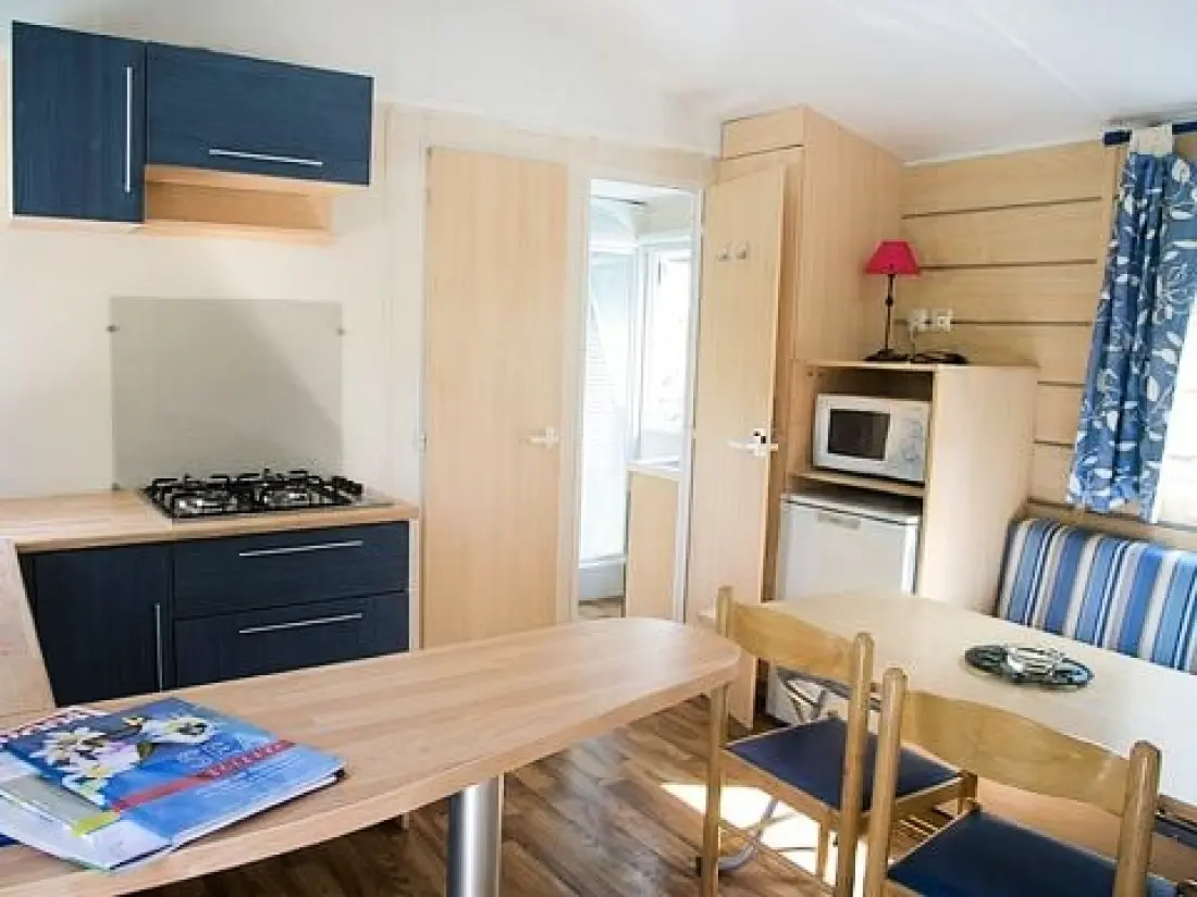 Camping maeva Escapades Le Lac de Laval-de-Cère 3 Sterne★★★
