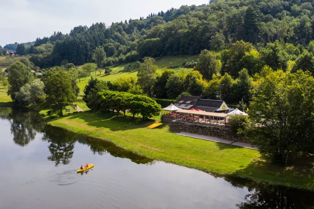 Camping maeva Escapades Le Lac de Laval-de-Cère 3 Sterne★★★