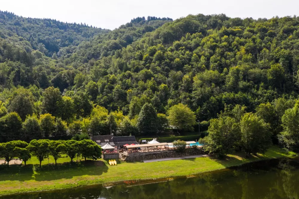 Camping maeva Escapades Le Lac de Laval-de-Cère 3 Sterne★★★