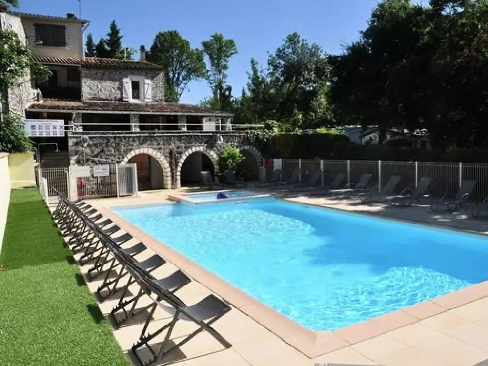 Campsite Les Rives D'Auzon 3 Stars★★★