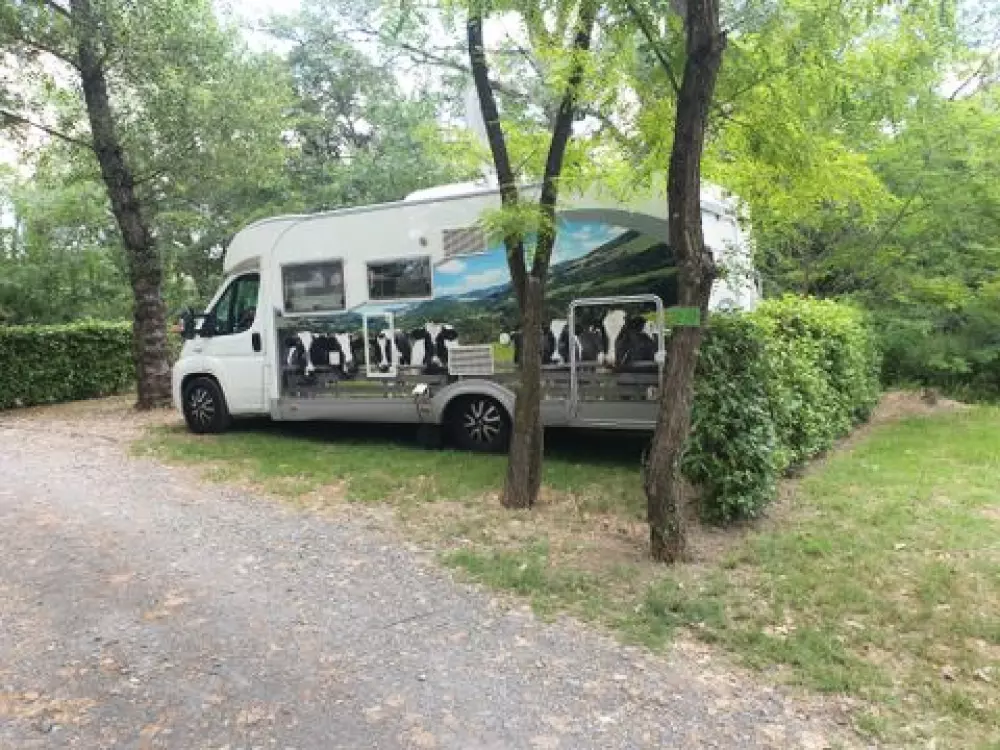 Campsite Les Rives D'Auzon 3 Stars★★★