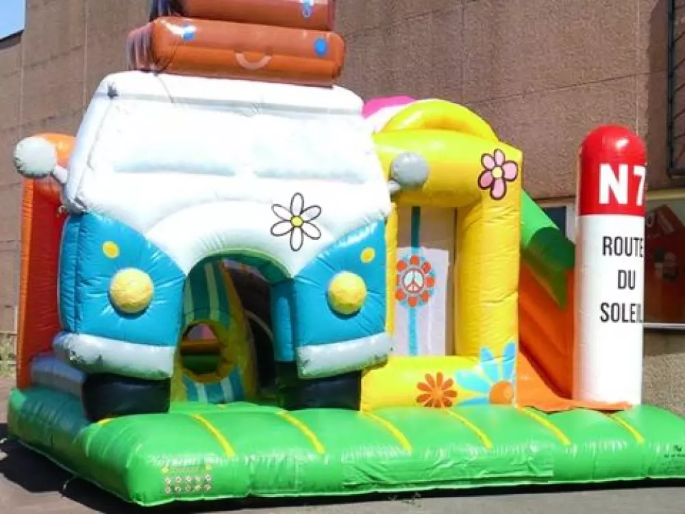 Campsite Les Rives D'Auzon 3 Stars★★★