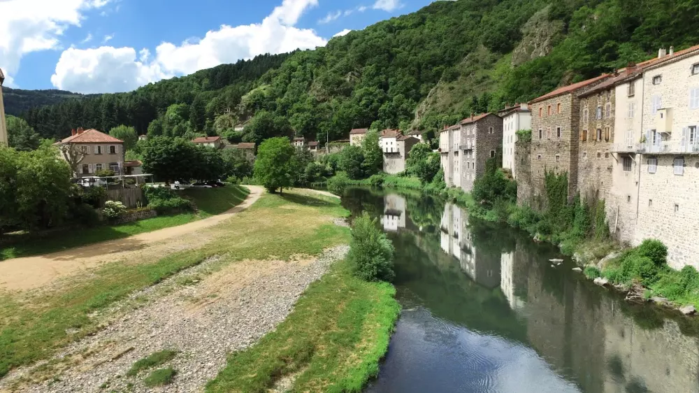 VVF Lavoûte-Chilhac Tæt på