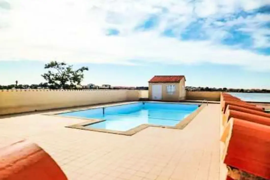 Apartman medencével és parkolóval Le Barcarès