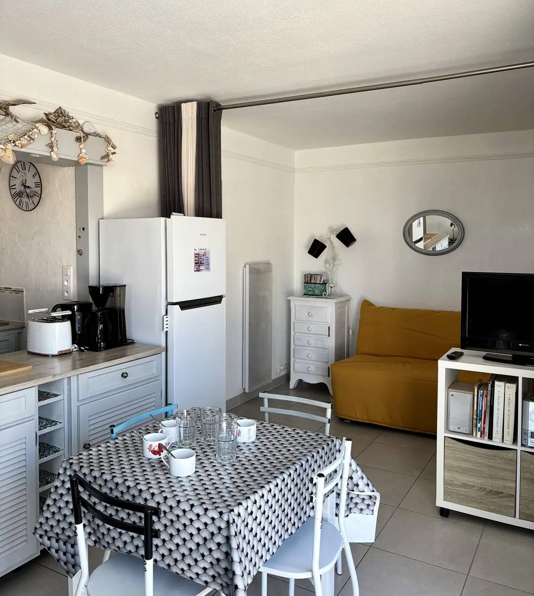 Estany Residence