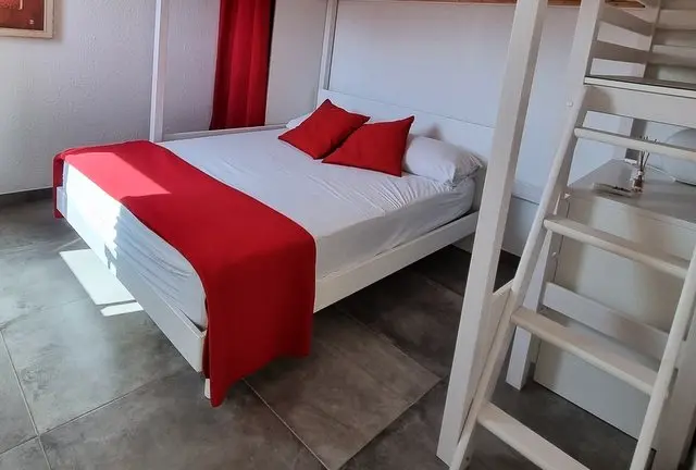 Estany Residence