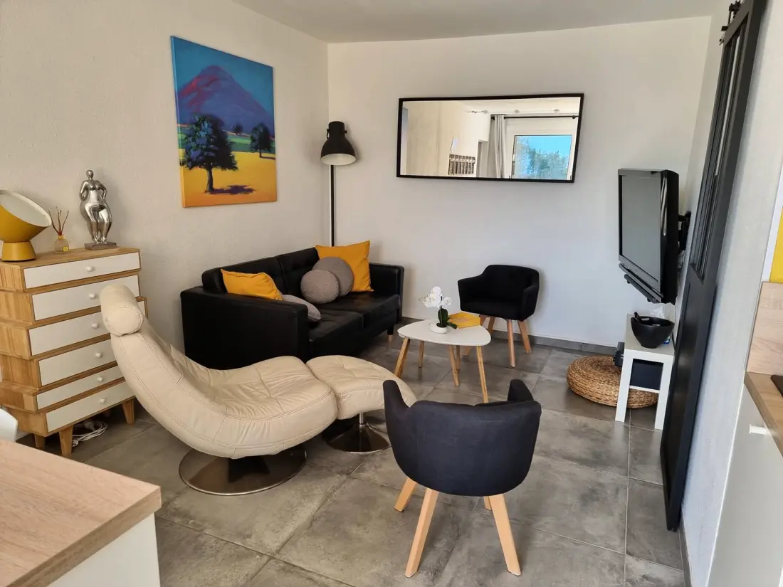 Estany Residence
