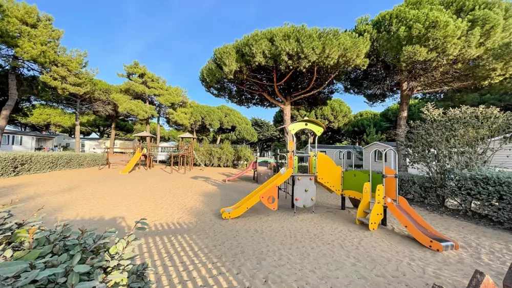 Camping Le Suroit 41 Estrellas★