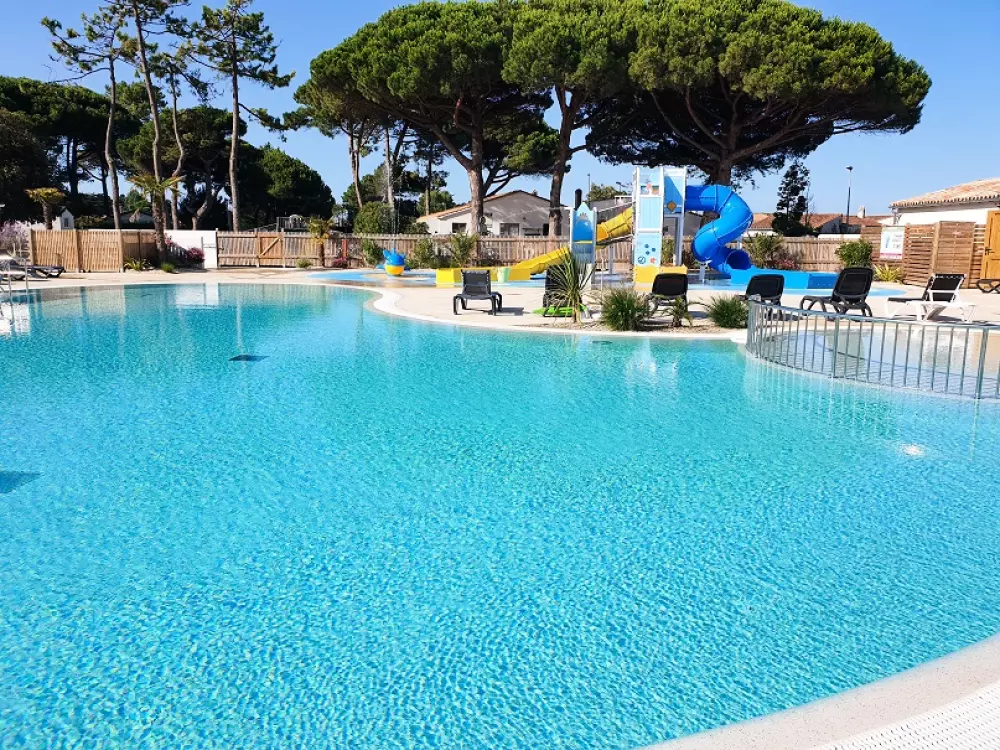 Camping Le Suroit 41 Estrellas★