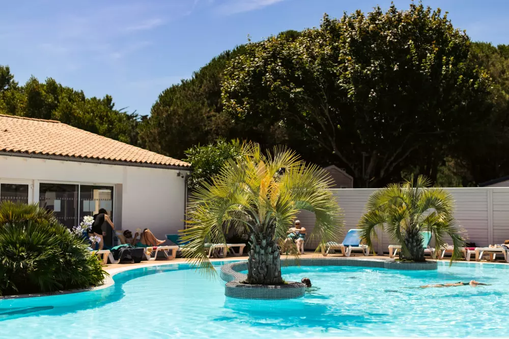 Camping LES VARENNES 4 Sterren★★★★