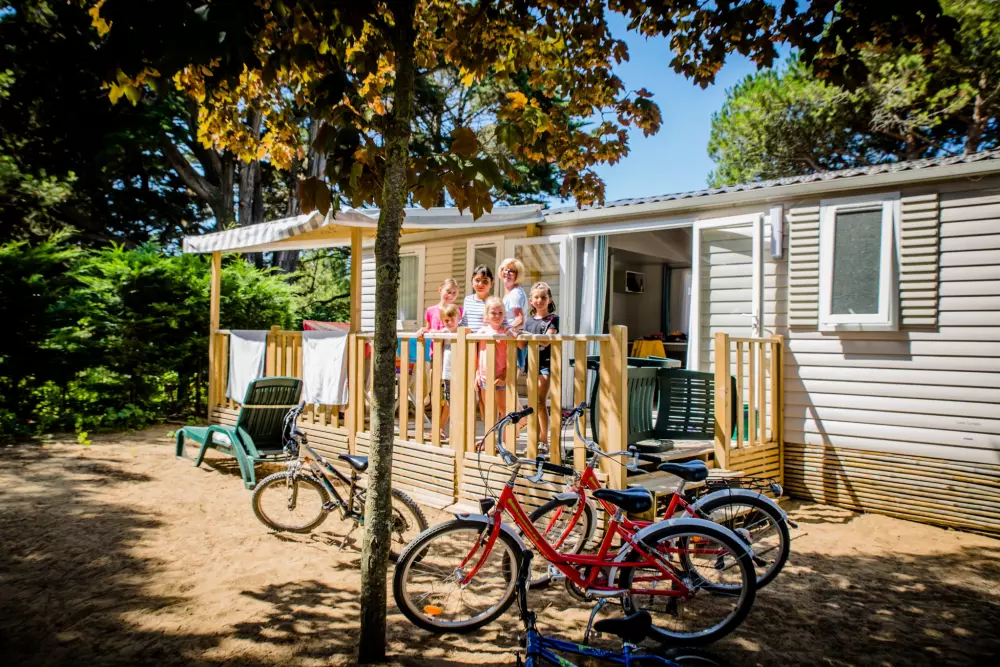 Camping LES VARENNES 4 Sterren★★★★