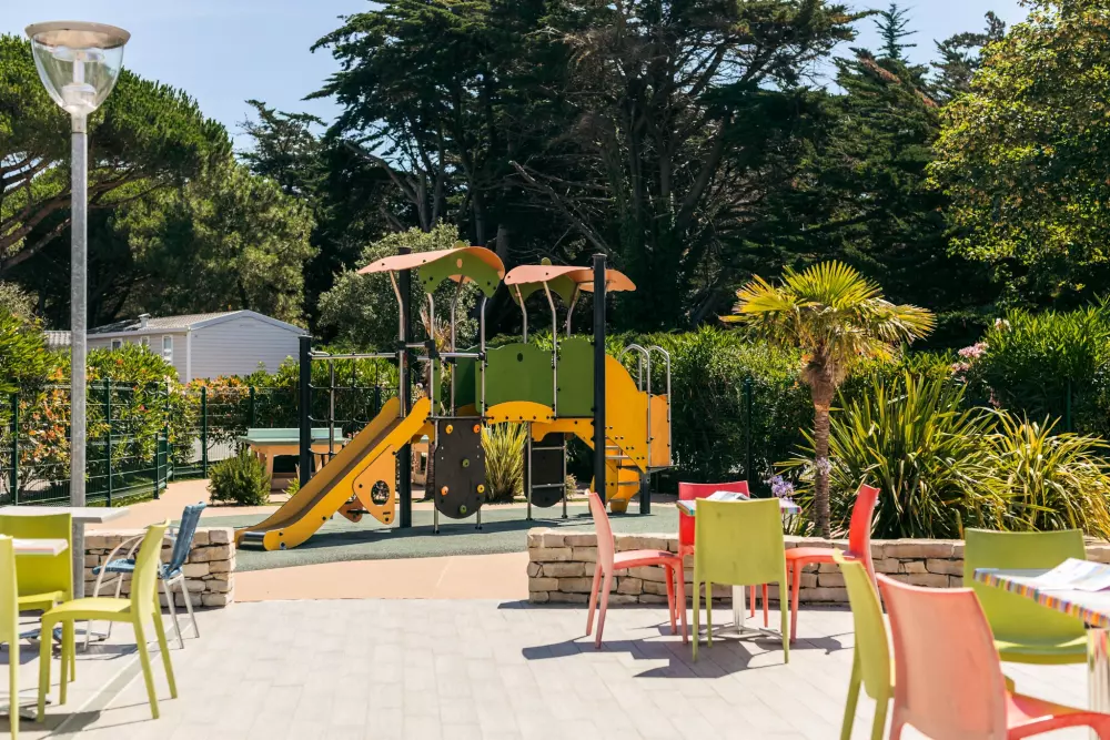 Camping LES VARENNES 4 Sterren★★★★