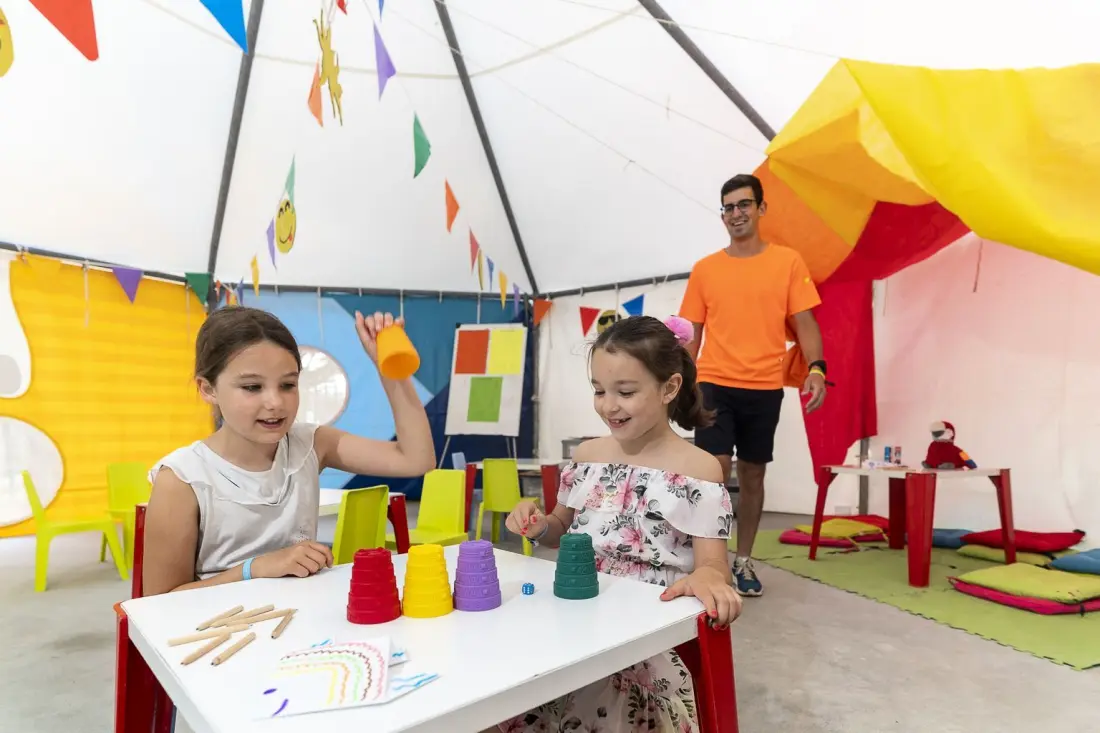 Camping Sadaya Friends of the Beach 4 Csillagok★★★★
