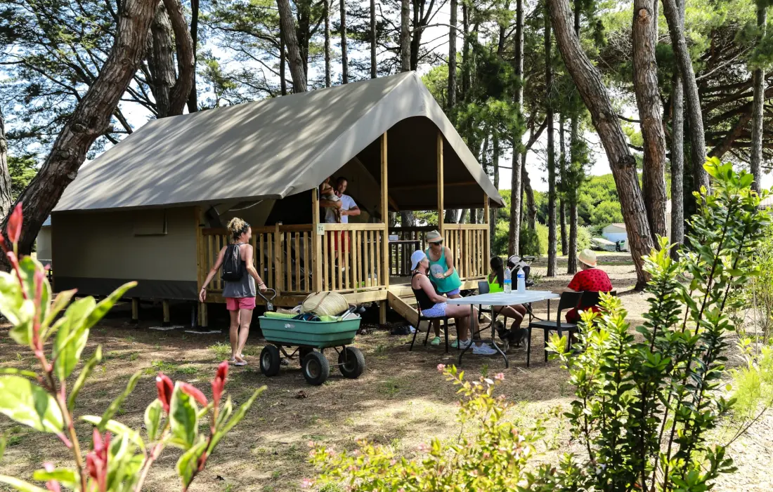 Flor Camping Tamarins Beach 4 Estrellas★★★★