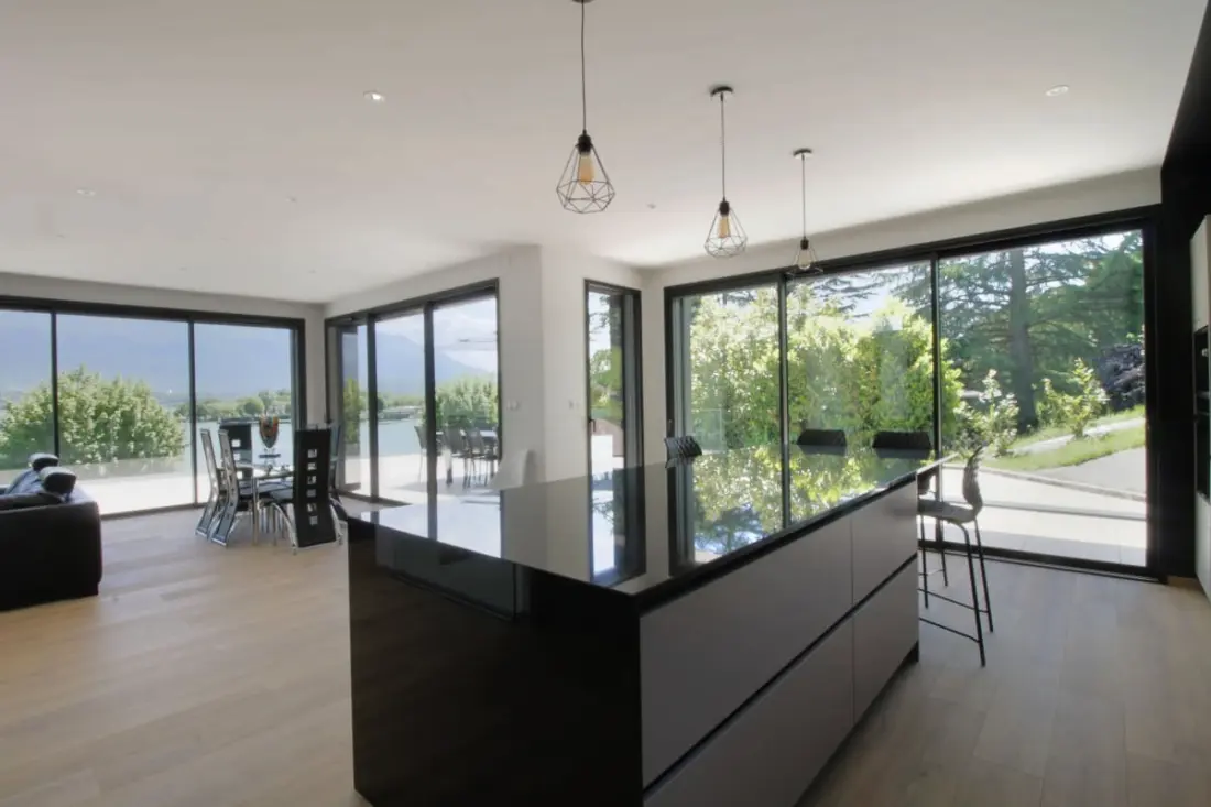 Villa Piscine Chauffée, View and Access Lake, légkondicionálás