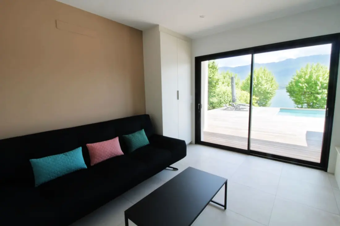 Villa Piscine Chauffée, View and Access Lake, légkondicionálás