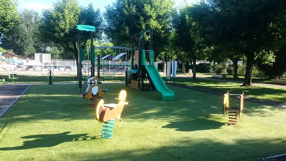 Camping Paradis Le Rocher de la Granelle 3 Sterne★★★