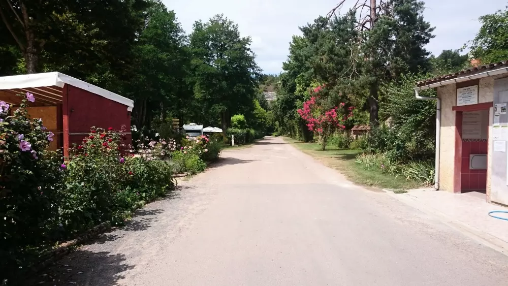 Camping Paradis Le Rocher de la Granelle 3 Sterne★★★