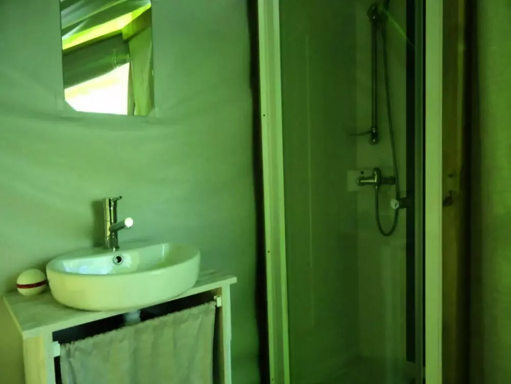 Camping Paradis Le Rocher de la Granelle 3 Sterne★★★