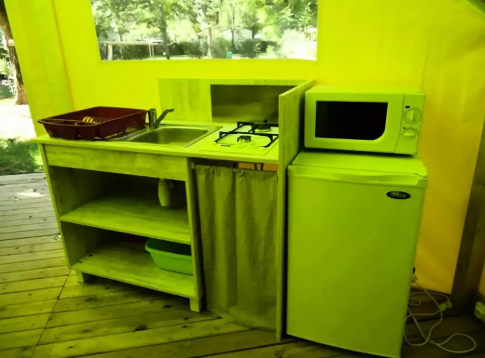 Camping Paradis Le Rocher de la Granelle 3 Sterne★★★