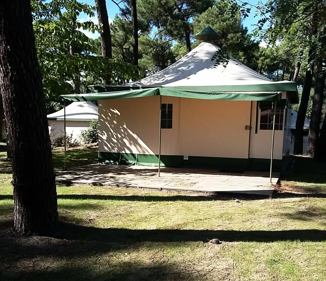 Camping Paradis Le Rocher de la Granelle 3 Stelle★★★