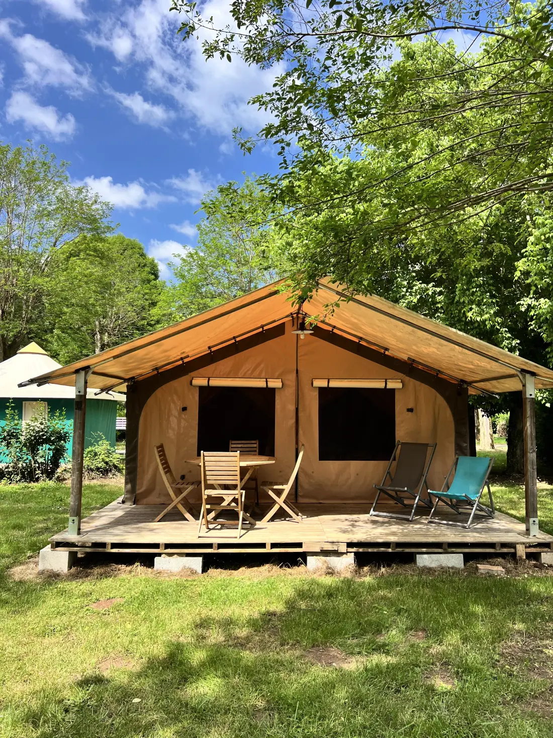 Camping Paradis Le Rocher de la Granelle 3 Csillagok★★★