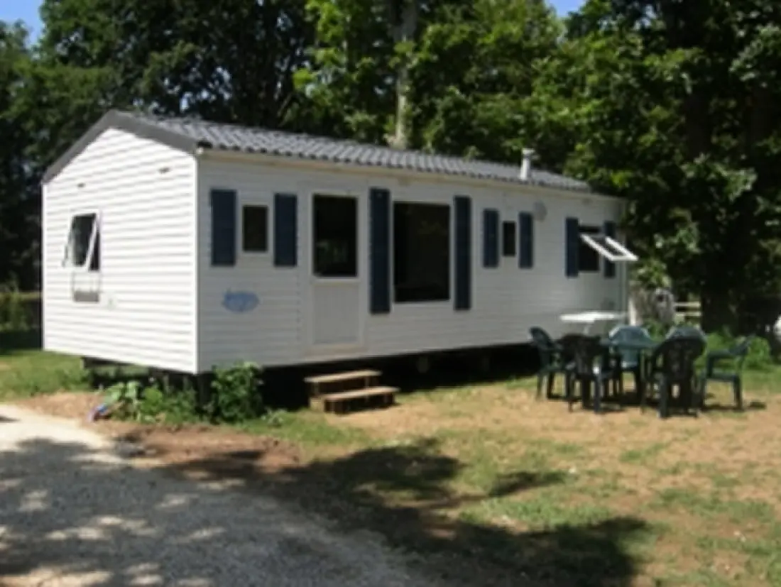 CAMPING DU PONT DE VICQ  3 étoiles★★★