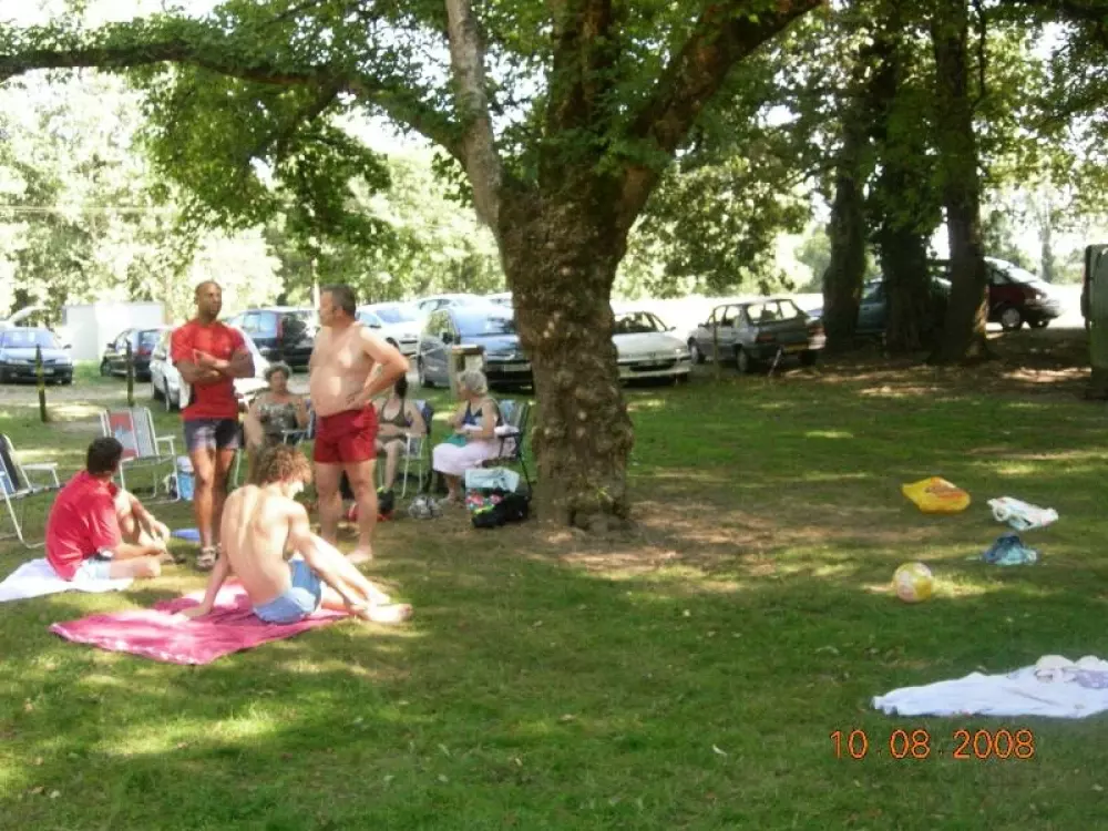 Camping Pont de Vicq in de Périgord3 Sterren★★★