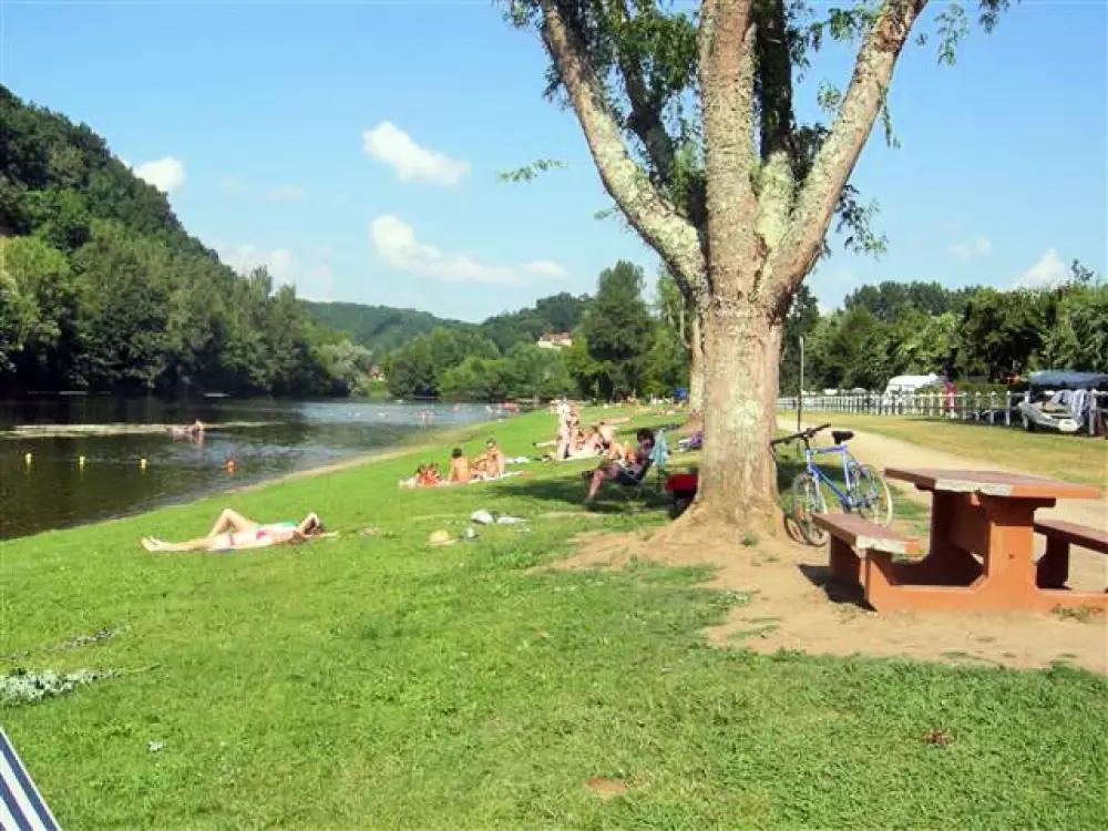 Camping Pont de Vicq in de Périgord3 Sterren★★★