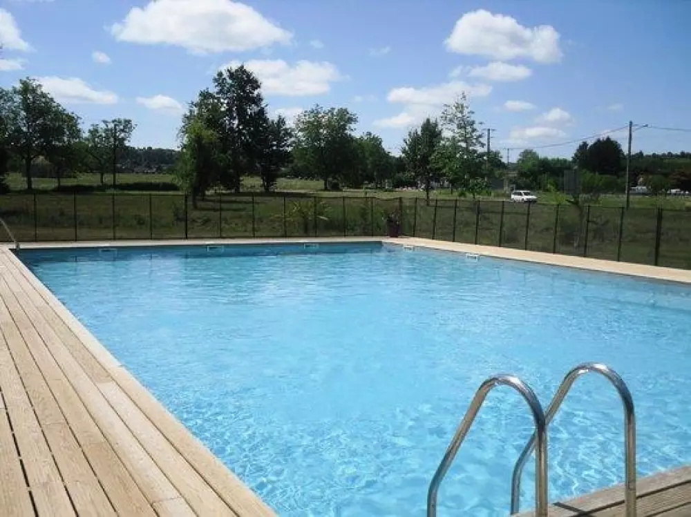 Camping Pont de Vicq in de Périgord3 Sterren★★★