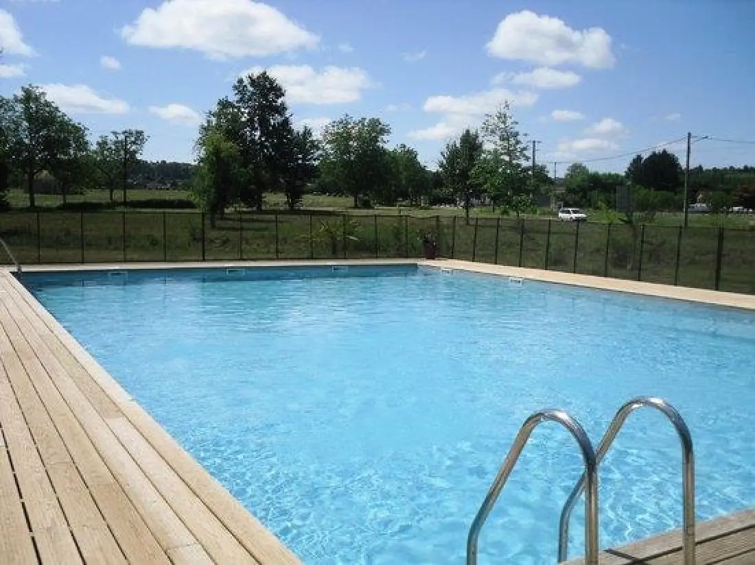 CAMPING DU PONT DE VICQ  3 étoiles★★★