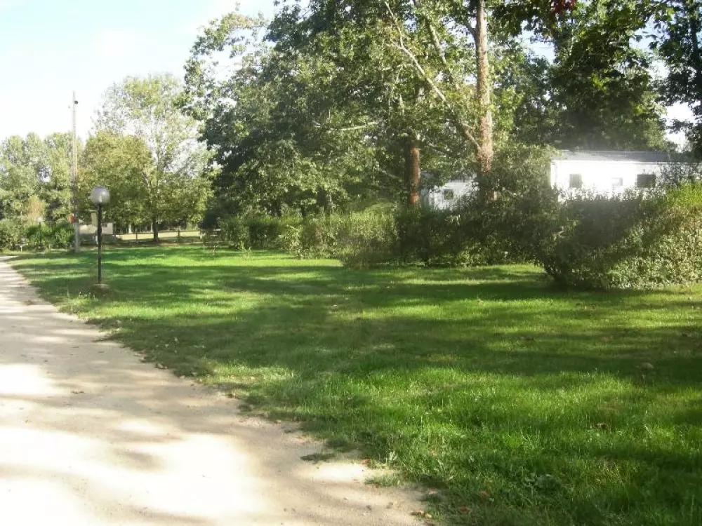 Camping Pont de Vicq in de Périgord3 Sterren★★★