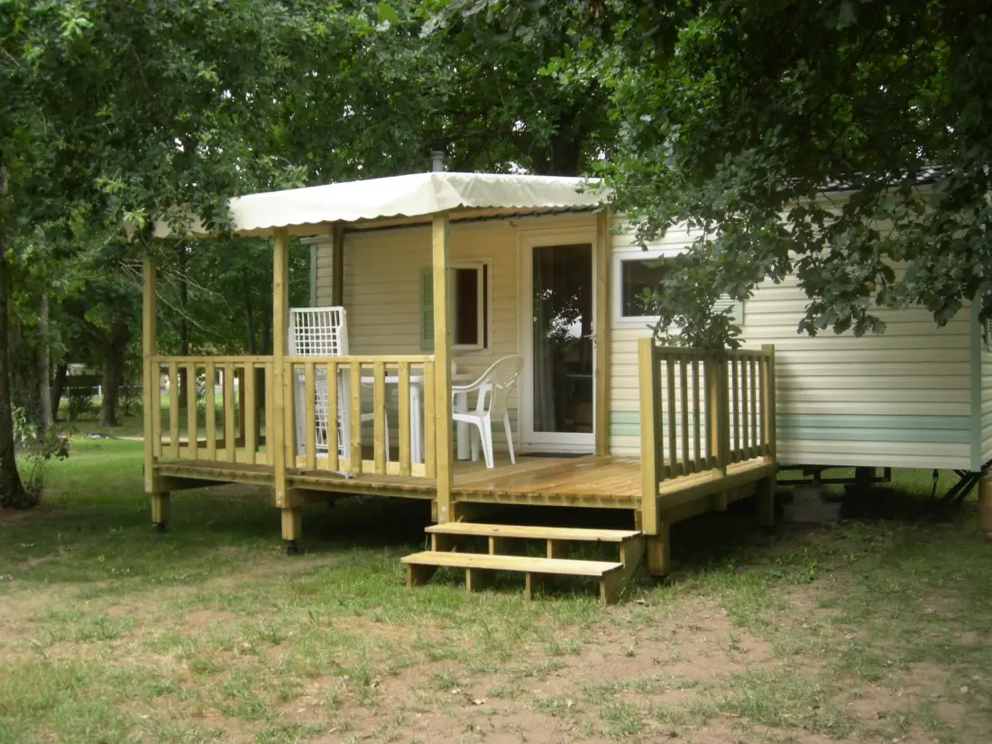 CAMPING DU PONT DE VICQ  3 étoiles★★★